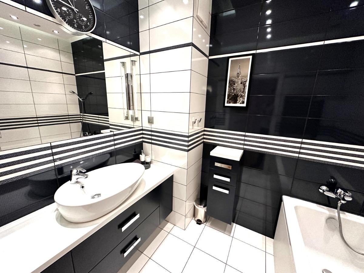 Apartament Wlodarzewska Varşovia Exterior foto